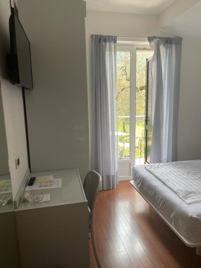 Hotel Al Caval Torri Del Benaco Extérieur photo