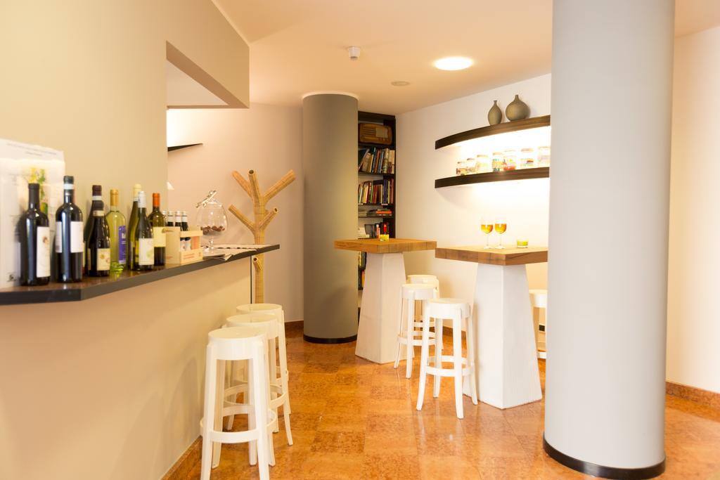 Hotel Al Caval Torri Del Benaco Extérieur photo